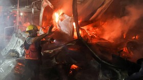 Kekejian Israel Bom RS Al Aqsa Bakar Hidup-hidup Ibu dan Anak