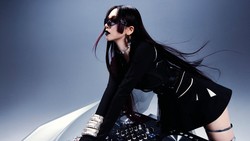 Lirik Lagu Up - Karina