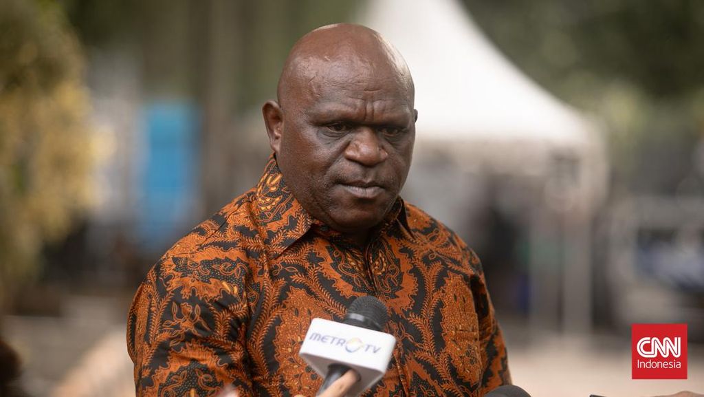 Natalius Pigai Digugat Anak Buah Sendiri Gara-gara Mutasi Jabatan