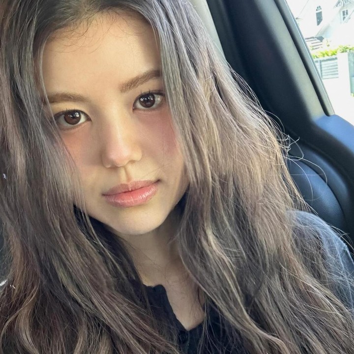 <p>Olivia Marsh, kakak perempuan Danielle NewJeans, akan memulai debutnya pada Rabu (16/10/2024). Hal tersebut diungkap langsung oleh agensinya, MPLIFY. (Foto: Instagram@livvy_marsh)</p>