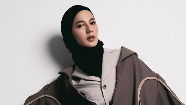 Paula Verhoeven mengenang sosok Baim Wong, suaminya yang kini mengajukan gugatan cerai talak jelang ulang tahun pernikahan mereka ke-6.