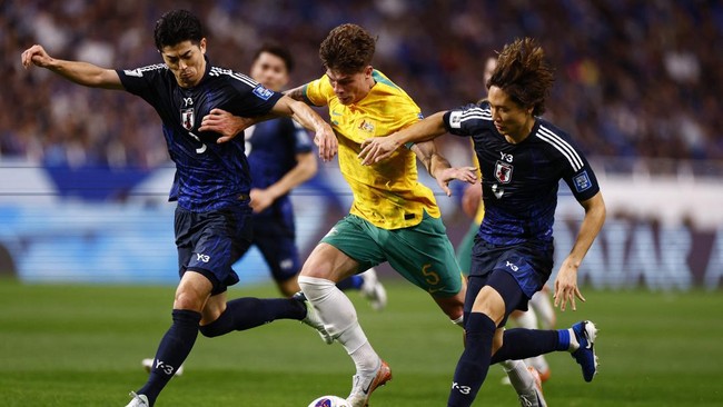 Pelatih timnas Australia, Tony Popovich menyatakan timnya masih butuh peningkatan meski berhasil menghentikan tren kemenangan Jepang.