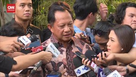 VIDEO: Calon Menteri Prabowo Teken Pakta Integritas