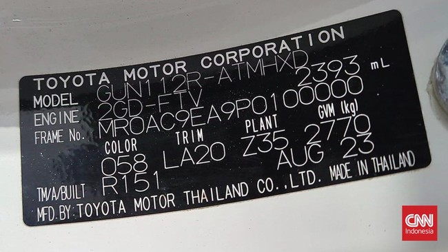 Hilux Rangga diimpor CBU dari Thailand.