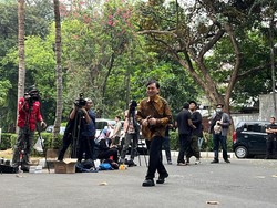 Musikus Yovie Widianto Tersenyum Tiba di Kediaman Prabowo