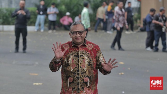 Wamenaker Kaji Dana Cukai Rokok Jadi Pesangon Buruh Korban PHK Wamenaker Afriansyah Noor akan mengkaji pemanfaatan sebagian dana cukai rokok sebagai jaminan sosial atau pesangon bagi pekerja industri rokok yang terkena PHK.
