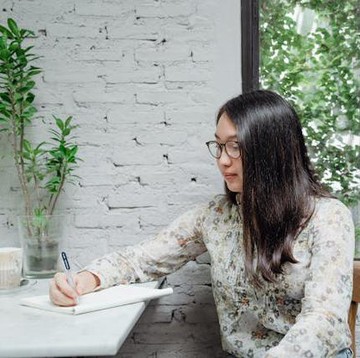 Bisa Diandalkan, 5 Zodiak Ini Diam-diam Memiliki Kecerdasan di Atas Rata-rata