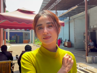 img-title Dewi Perssik Dijodohkan dengan Mayor Teddy, Rian Ibram: Setuju Banget