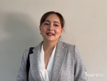 img-title Dewi Rezer Enggan Tambah Anak Meski Punya Suami Baru: Tutup Pabriknya