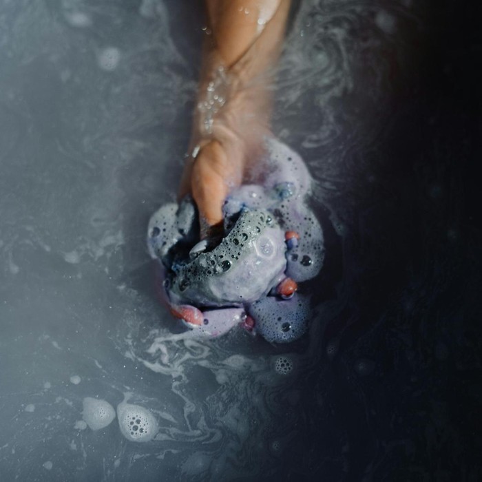 Mencuci beauty blender