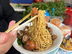 Jika Balut Haram, Apa Hukum Makan Telur Uritan bagi Muslim?