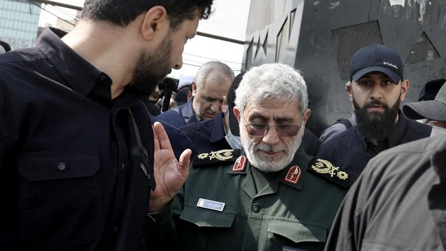 FOTO: Bos Brigade Al Quds Iran Muncul di Publik usai Hilang di Lebanon