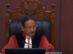Pemohon Cabut Gugatan yang Minta MK Ubah Syarat Cagub Jadi Minimal Sarjana