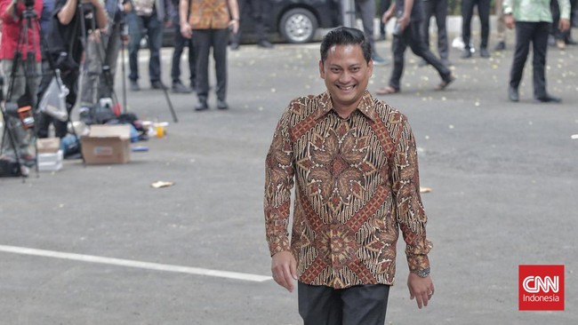 Wamenkeu Thomas Djiwandono resmi dilantik menjadi Anggota Dewan Komisioner Otoritas Jasa Keuangan (OJK) Ex-officio Kemenkeu.