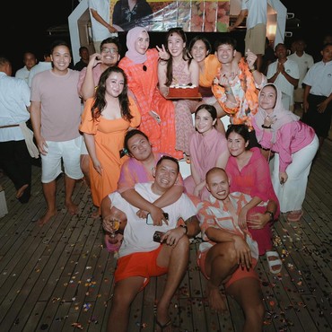 Ikut Rayakan Ultah Marlene Hariman Bareng Geng Nagita, Wanda Hara Jadi Sorotan