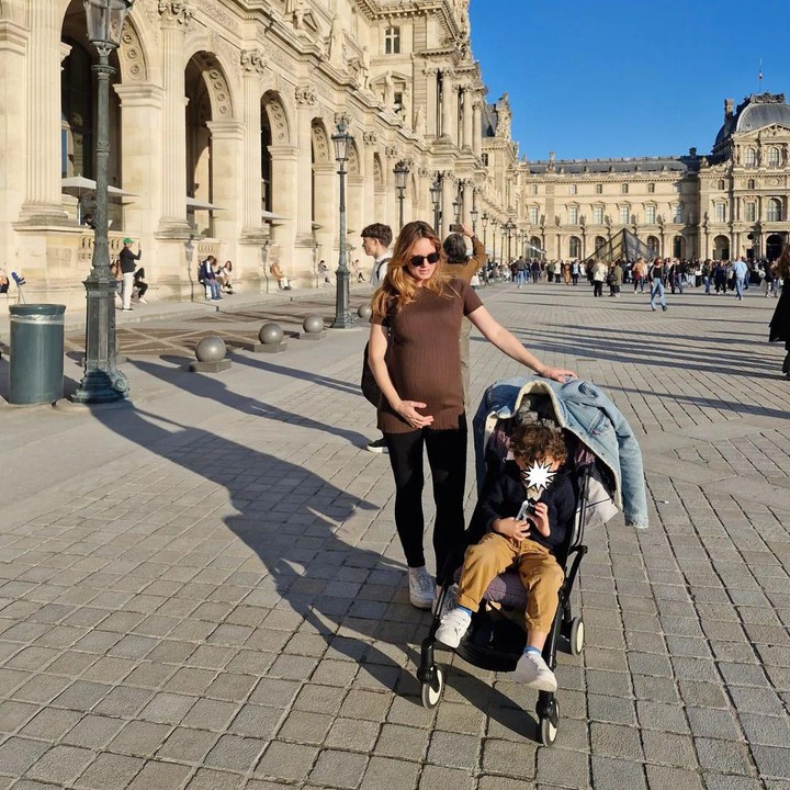 <p>Meski Si Kecil sudah berusia tiga tahun, Ario Bayu dan sang istri belum memperlihatkan wajah Balthazar, nih. Mereka hanya memperlihatkan bagian punggung sang putra pada beberapa kesempatan. (Foto: Instagram: @bayu_ario)</p>