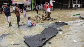 Banjir di Aceh Meluas: 20 Ribu Orang Mengungsi, 14 Meninggal Dunia