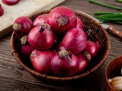 Harga Sembako Jogja Hari Ini 17 Oktober 2024: Bawang Merah Naik Lagi!