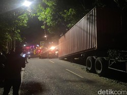 Wanita Hamil 2 Bulan Meninggal Tertimpa Kontainer Lepas di Cianjur