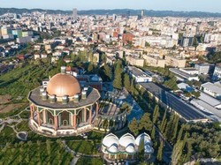 Mengapa PM Albania Dukung Pendirian Negara Muslim Kecil di Ibu Kotanya?