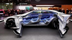 FOTO: Paris Auto Show 2024 Tersempil Merek Mobil China