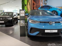 VW Ramal Penjualan Mobil Bensin Cuma Tersisa 3% di 2035