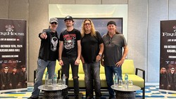 Manggung dengan Vokalis Baru, Firehouse Siap Beri Kejutan di Konser Jakarta