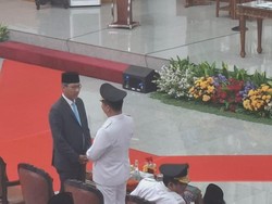 Momen Heru Budi Ngobrol Akrab dengan Pj Gubernur DKI Teguh di Kemendagri