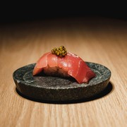 Sajikan Hidangan Istimewa, Simak 7 Etiket Makan Sushi Omakase