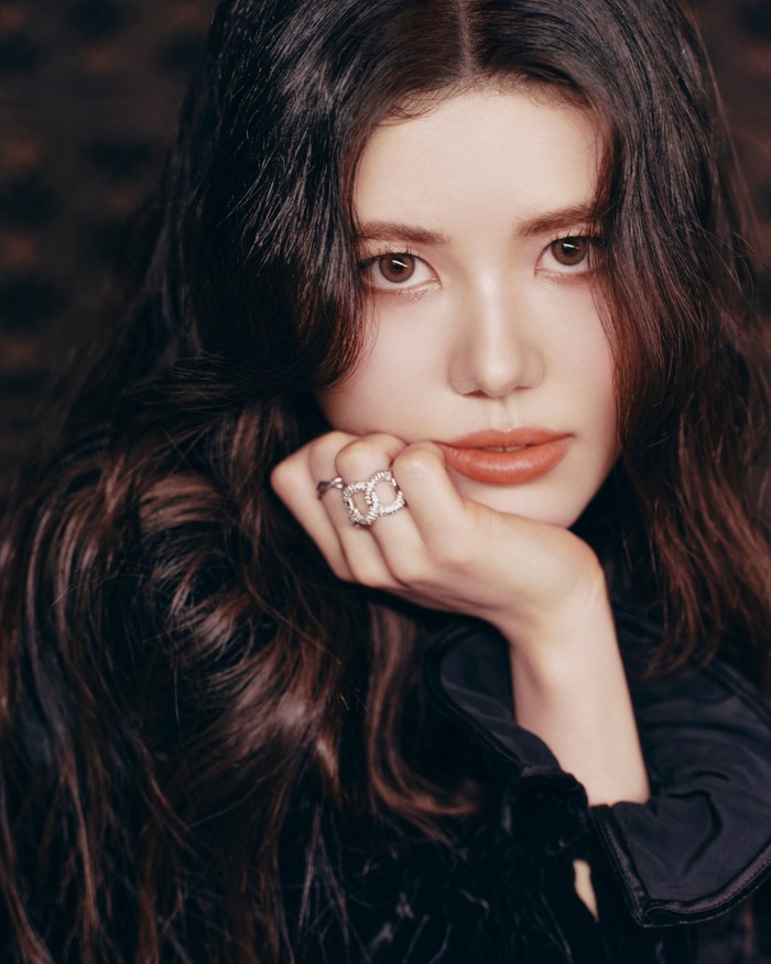 Pada (16/10) lalu, industri K-Pop resmi kedatangan penyanyi baru yakni Olivia Marsh yang melangsungkan debutnya dengan merilis sebuah lagu bertajuk '42' dibawah agensi musik MPLIFY./ Foto: instagram.com/livvy_marsh
