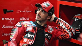 FP1 MotoGP Australia Batal: Bagnaia Ngopi, Quartararo Jadi Fotografer