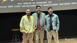 Lirik Lagu Hey Tunggu Dulu - RAN feat. Salma Salsabil