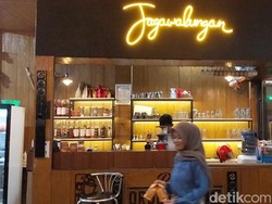 Di Majalengka Bisa Ngopi Sambil Nikmati Suasana Syahdu Pinggir Sungai