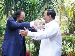 Surya Paloh Akan Bawa Kado ke HUT Gerindra Besok