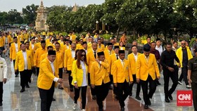 Bahlil & Kader Ziarah ke TMP Kalibata Jelang HUT Golkar ke-60