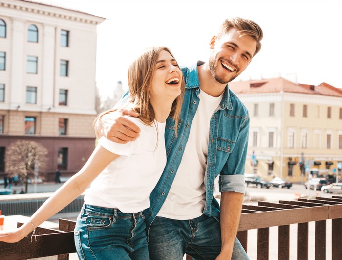 Ilustrasi Pasangan/ Foto: freepik.com/halayalex