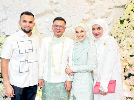7 Potret Pernikahan Irish Bella dan Pengusaha Aceh, Dihadiri Para Sahabat