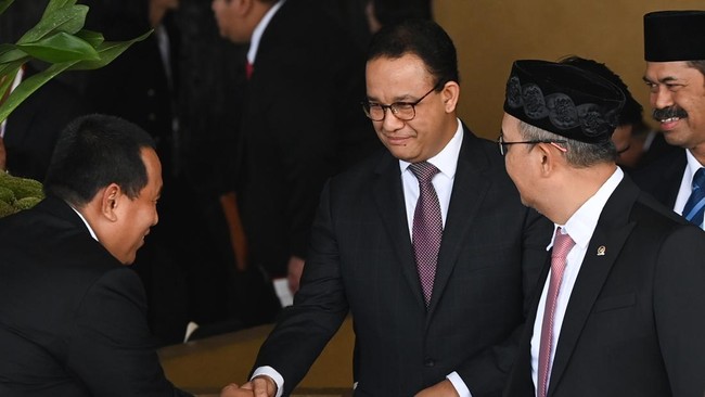 Mantan calon presiden Anies Baswedan mengunggah momen kebersamaan dengan Presiden Prabowo Subianto saat pelantikan di Gedung MPR, Senayan, Jakarta.