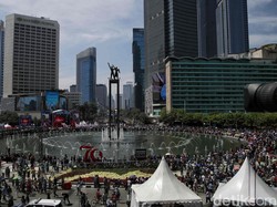Selamat Datang Presiden Prabowo dari Lautan Manusia di Bundaran HI