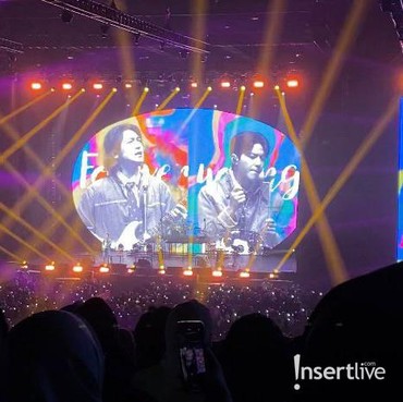 Konser DAY6 Hari Pertama di Jakarta, Wonpil Ganti Lirik 'Healer' Jadi Rapopo