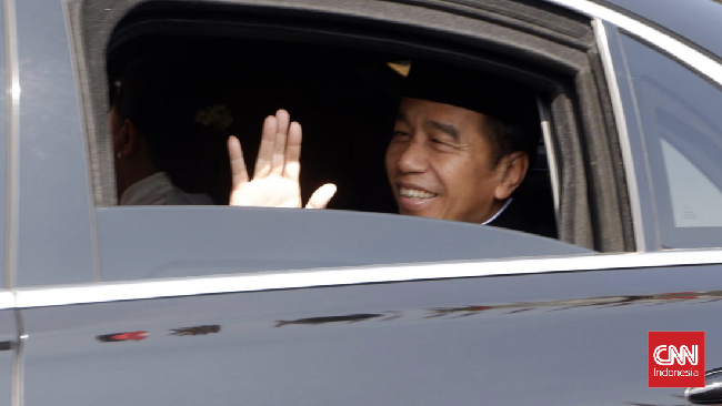 Kepala PCO Hasan Nasbi menyebut Presiden Prabowo Subianto dan menteri Kabinet Indonesia Maju bakal mengantar Jokowi ke Lanud Halim, Minggu (20/10) sore.