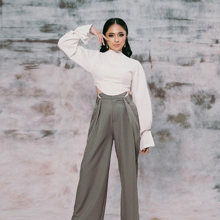 <p>Aktris 35 tahun ini menjalani diet dengan mengatur pola makannya. Marshanda melakukan intermittent fasting, yakni membatasi waktu makan tanpa mengubah menu makannya. (Foto: Instagram @marshanda99)</p>