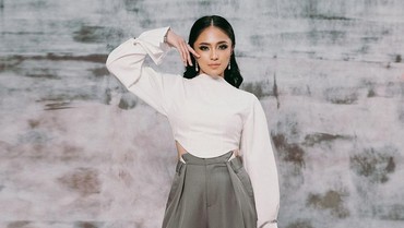 img-title Jawaban Marshanda Saat Ditanya Anak soal Punya 2 Ibu, Katanya...
