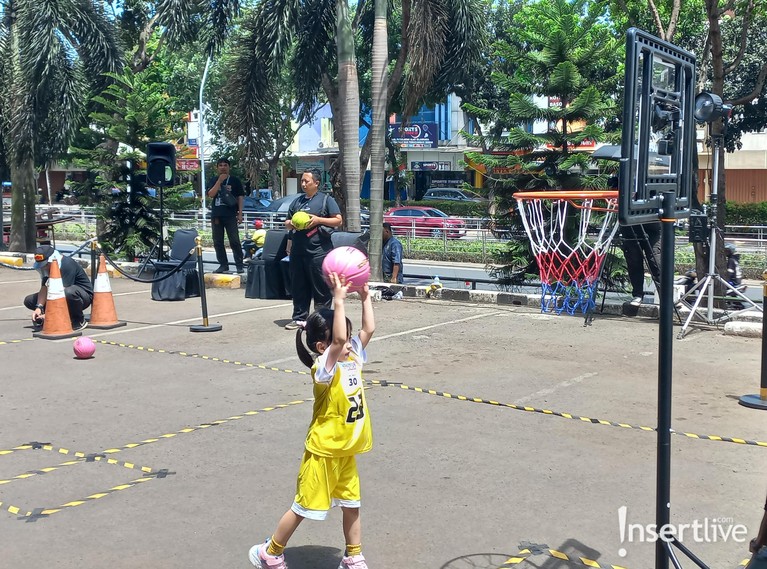 Olimpiade Balita lomba basket individu