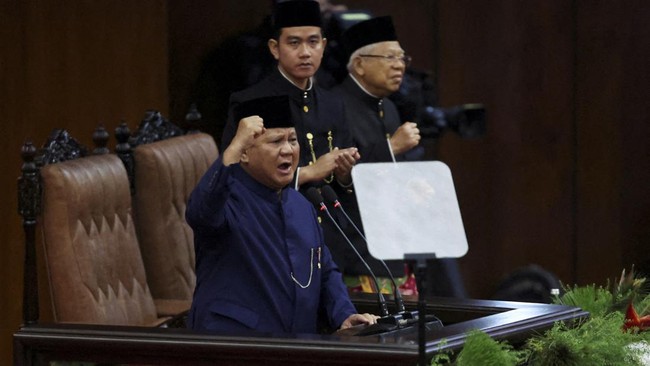 Presiden Prabowo diprediksi bakal sering tampil di forum dunia dan menegaskan posisi bebas aktif.  Indonesia bakal lebih luwes bergaul di internasional.
