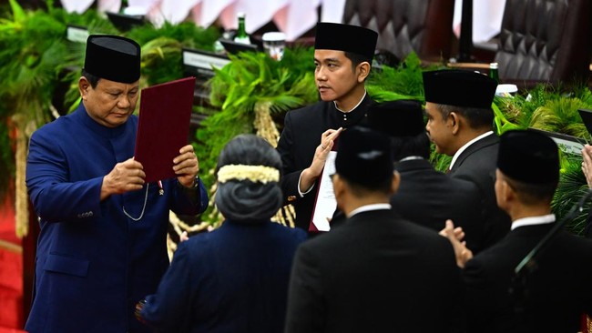 Sejumlah pengusaha besar menghadiri pelantikan Prabowo Subianto-Gibran Rakabuming Raka sebagai Presiden dan Wakil Presiden di Gedung DPR/ MPR RI Minggu (20/10).