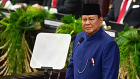 Prabowo Perintahkan Bahlil Genjot Lifting Minyak hingga Konversi BBM