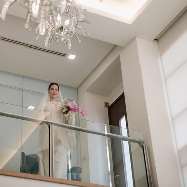 Ini Momen Diduga Pevita Pearce Sudah Tunangan Sejak Awal Oktober