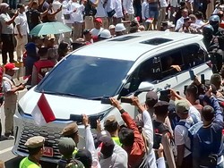Mobil Indonesia 2 Tunggangan Wapres Gibran: dari Lexus LM 350h ke Innova Zenix
