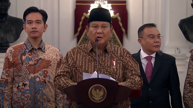 Prabowo Subianto akan melantik menteri-wakil menteri Kabinet Merah Putih pada Selasa (21/10).